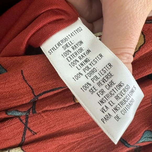 Fall floral long sleeve romper en crème size small - Picture 9 of 9